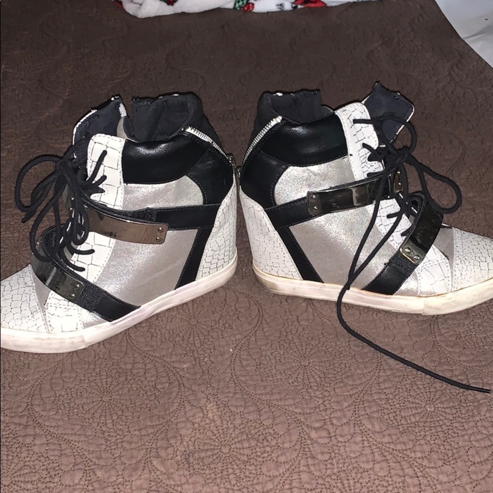 Wedge Sneakers - Picture 3 of 4